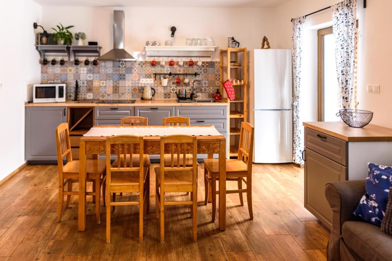 Apartmany U Mateje โดลนี โมราวา ภายนอก รูปภาพ