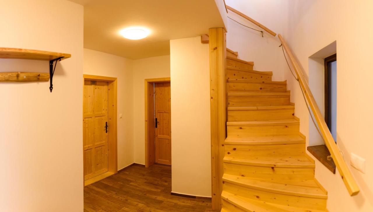 Apartmany U Mateje โดลนี โมราวา ภายนอก รูปภาพ